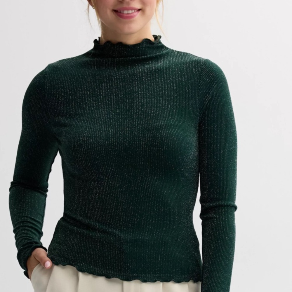 SO Dark Green Long Sleeve Top